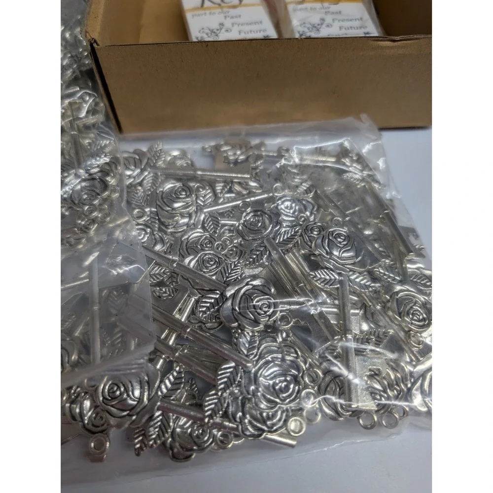 NEW Rose Key Bottle Opener Favors 100pc Silver New Wedding Party Souvenirs